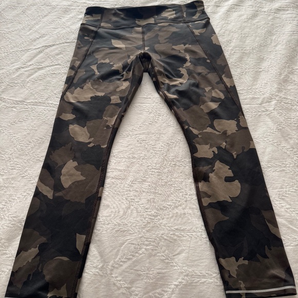 Athleta Camo Leggings - Picture 1 of 5